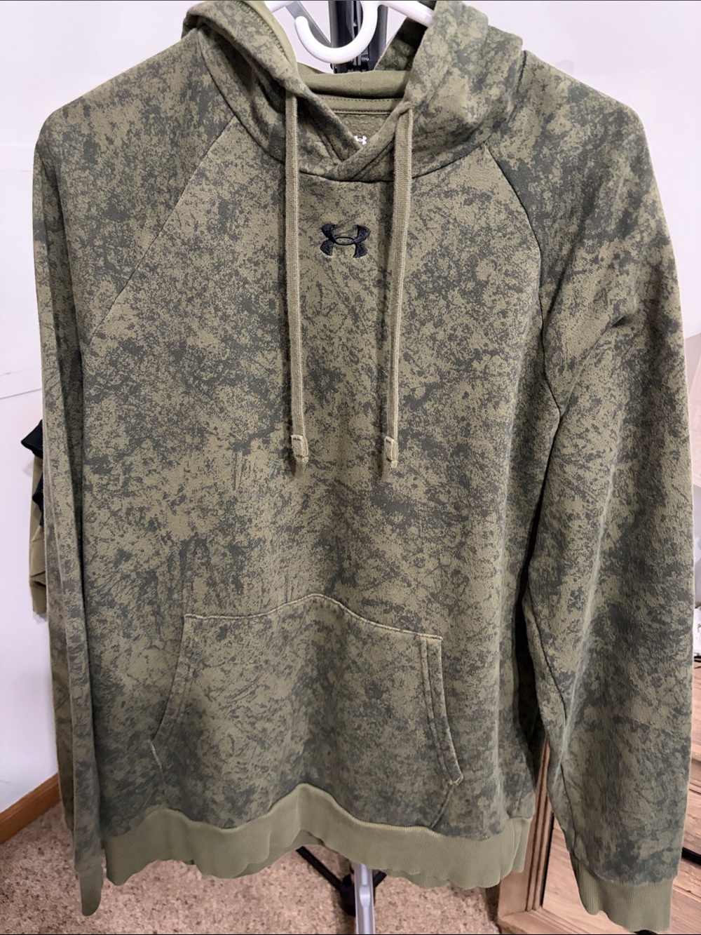 Under Armour Olive Green Camo Pullover Hoodie